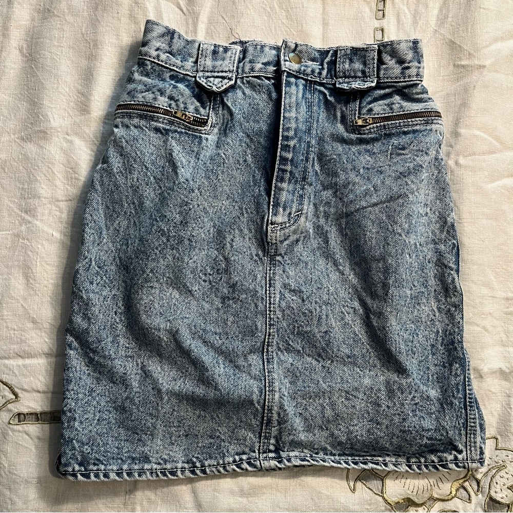 Vintage stone washed jeans skirt